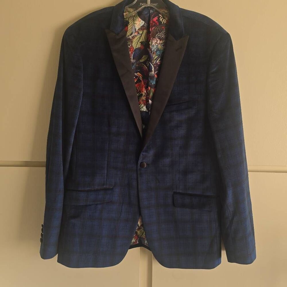 Paisley & Gray Blue/Blk Velvet Plaid  Tuxedo Jkt. NWT, 38 L